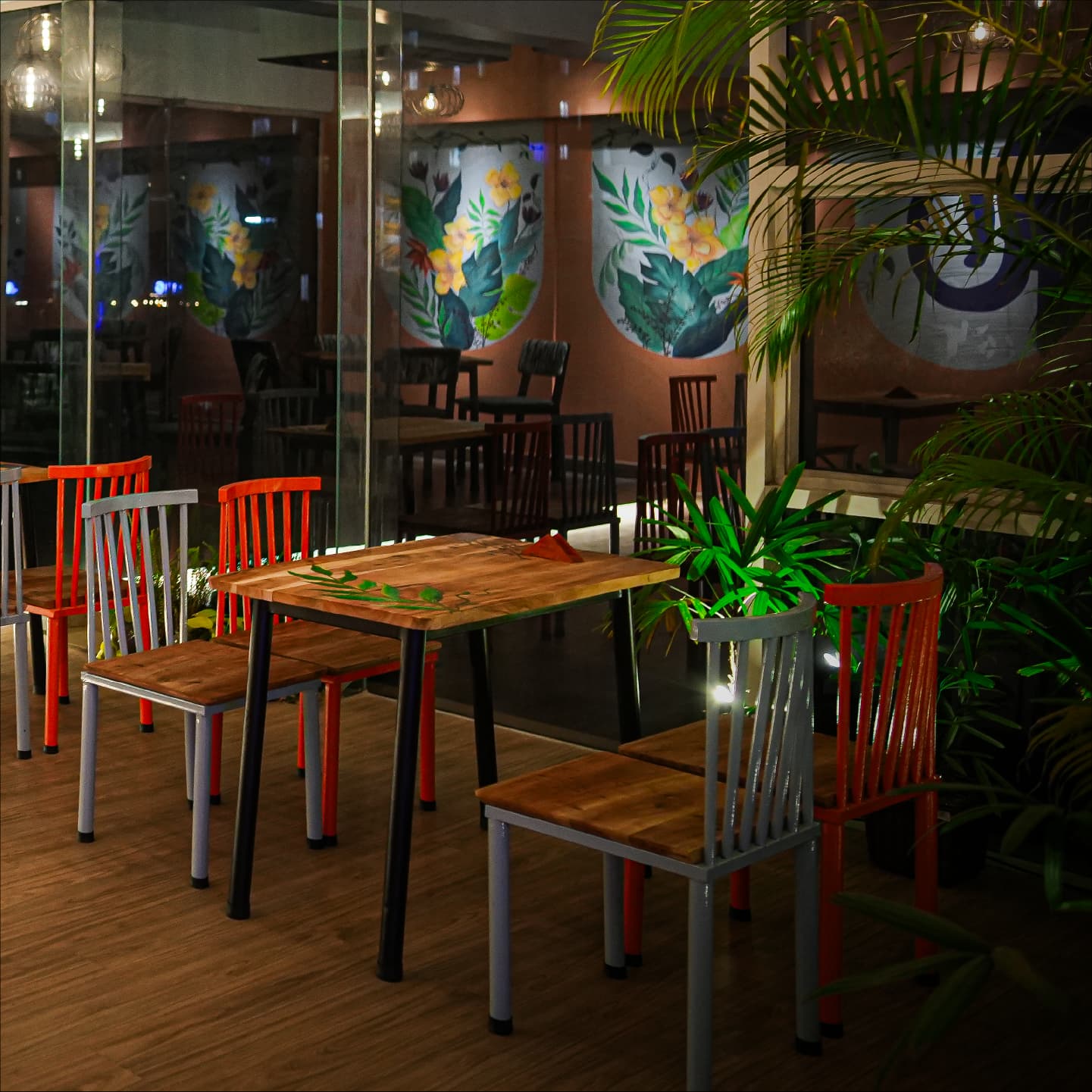 Khao San Dhanmondi dining room